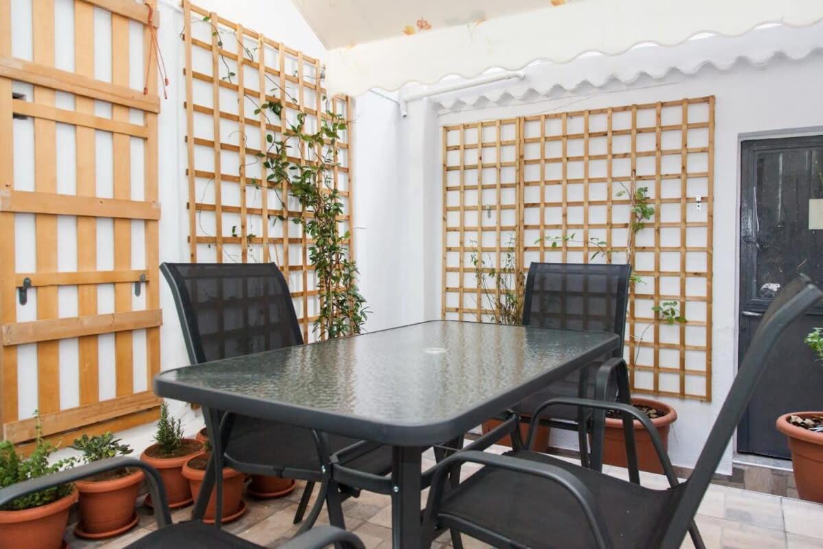 Beautiful New Apartment In Petralona Athén Kültér fotó