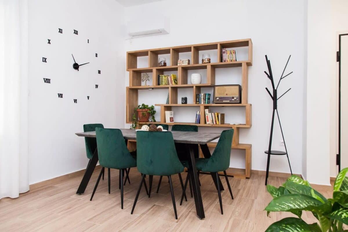 Beautiful New Apartment In Petralona Athén Kültér fotó
