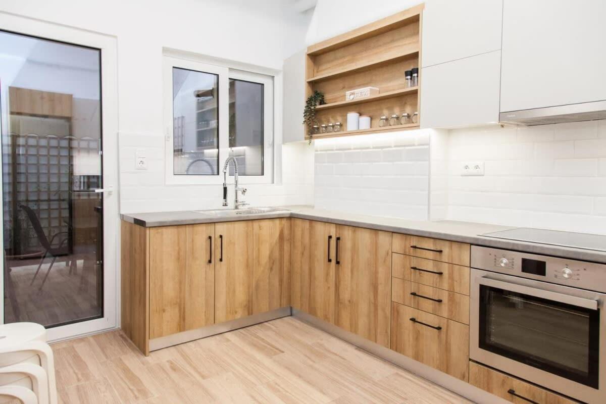Beautiful New Apartment In Petralona Athén Kültér fotó